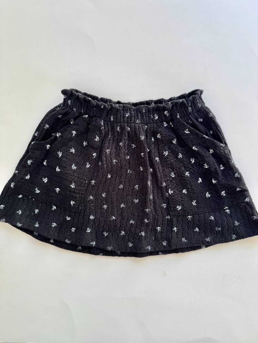 Zara Girls Textured Skirt Sz 3-4 Black Floral Print Pockets